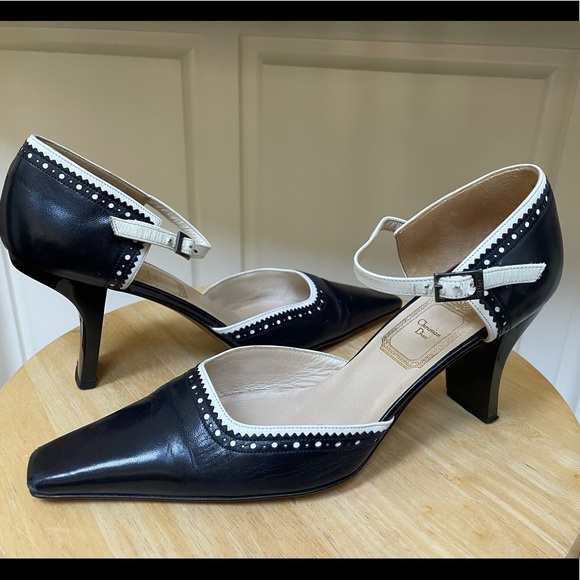 Amazing Dior pumps great for spring